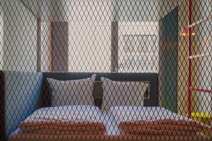 Room 25 of 65