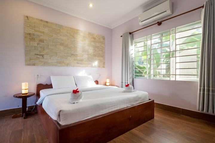 Room 15 of 44