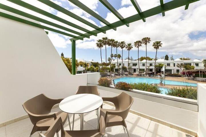 Pool Hotel