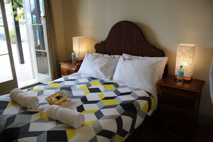 Room 6 of 61
