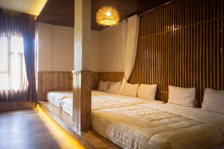 Room 21 of 37