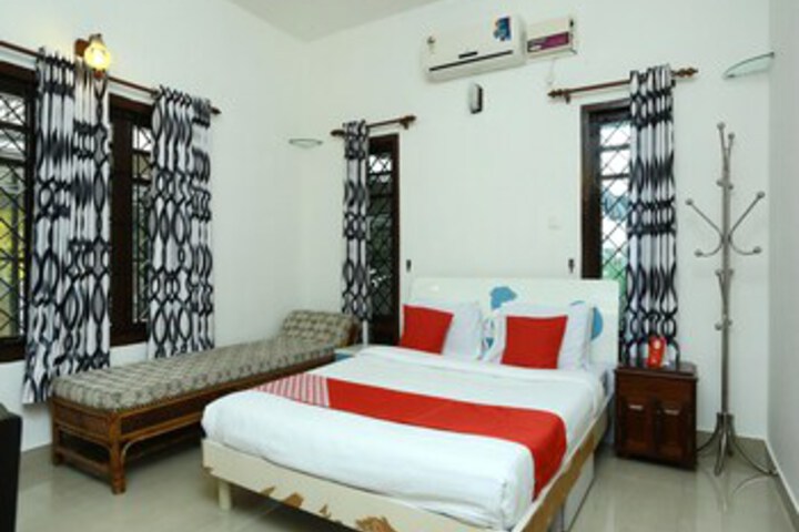 Room 14 of 25