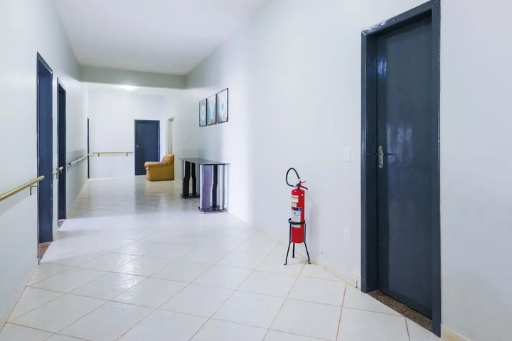 Room 11 of 18
