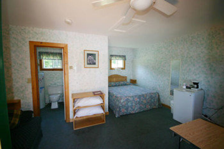 Room 34 of 42