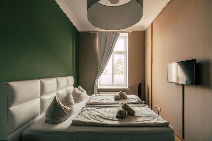 Room 52 of 289