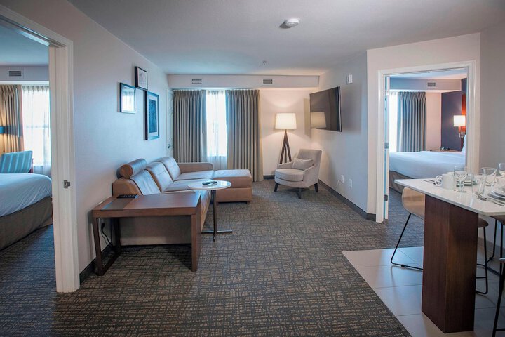 Room 9 of 20