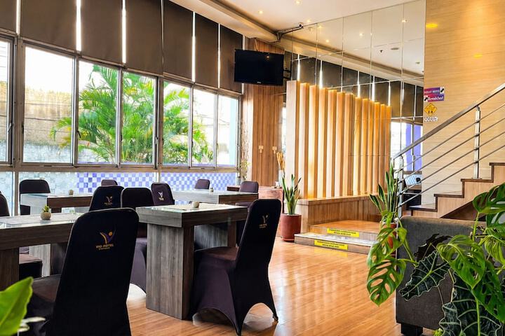 Guest Lobby
