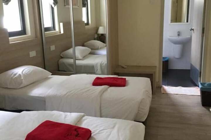 Room 19 of 52