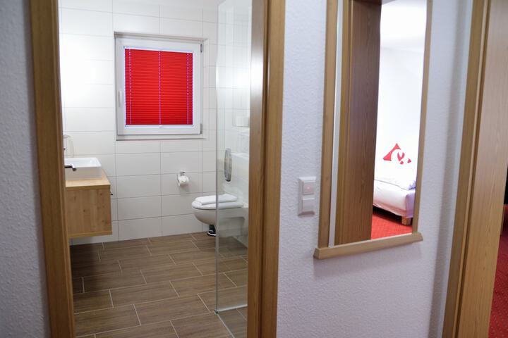 Room 19 of 46