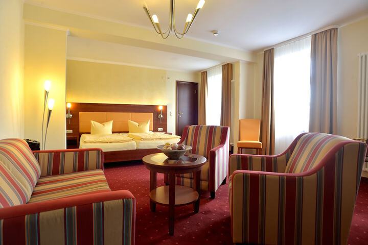 Room 14 of 40