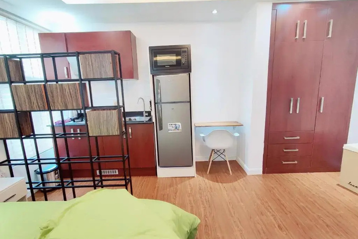 Room 6 of 26