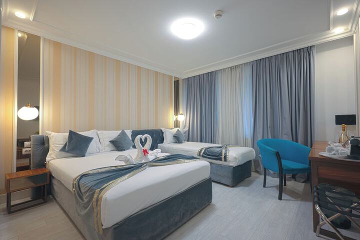 Room 28 of 108