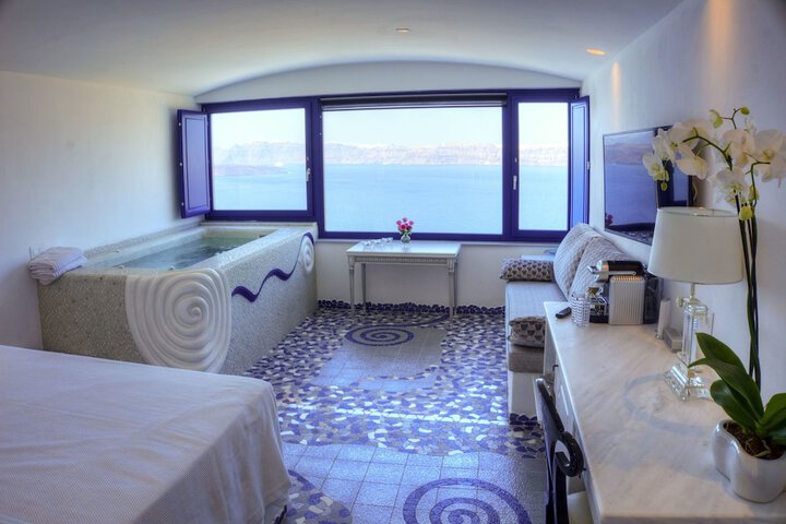 Room 5 of 68
