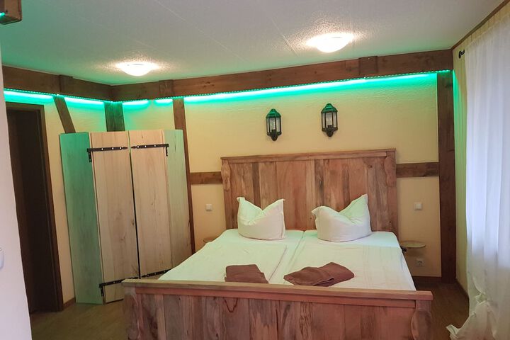 Room 10 of 64