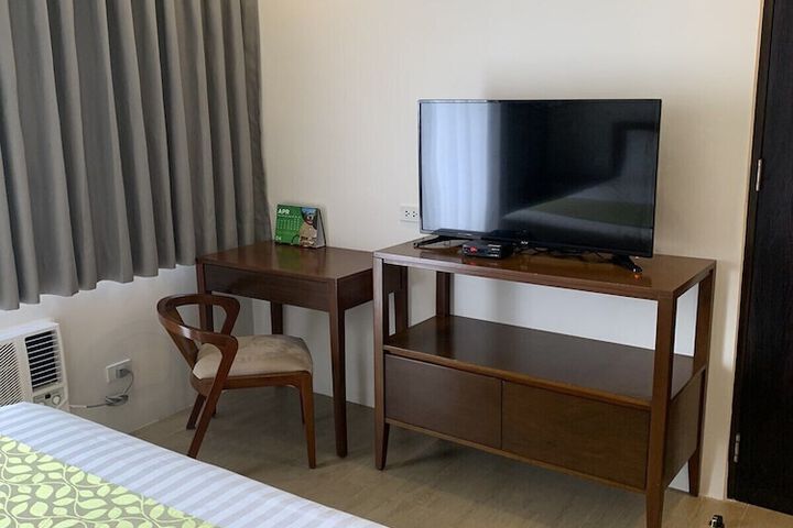 Room 11 of 85