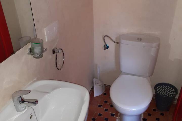 Room 47 of 74
