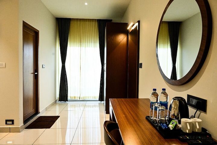 Room 16 of 61