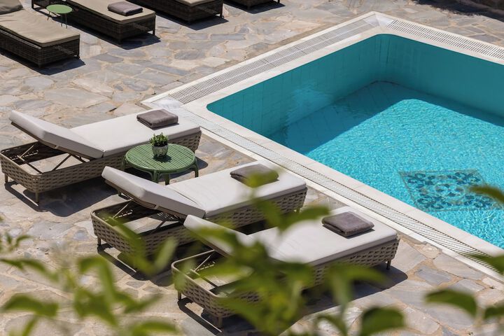 Pool 85 of 96