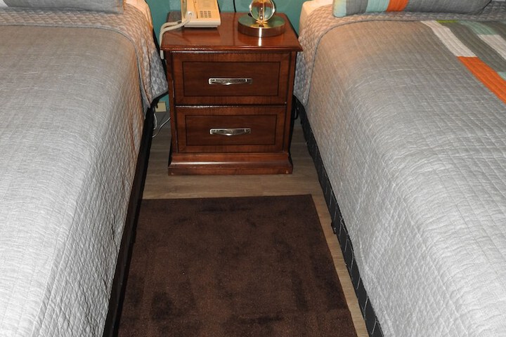 Room 15 of 46