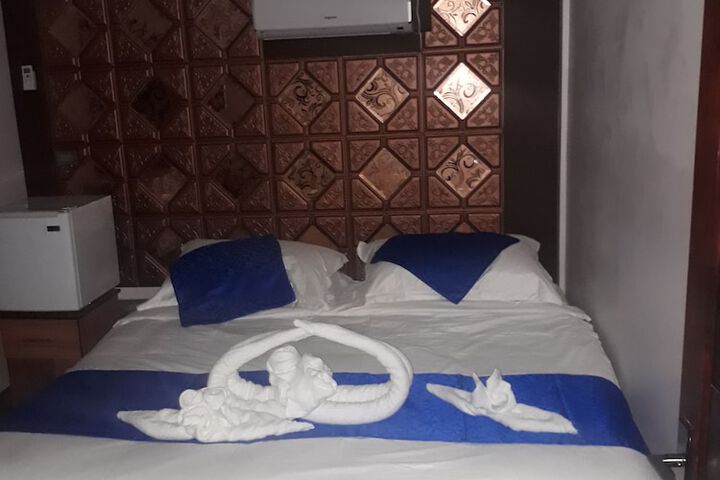Room 5 of 41