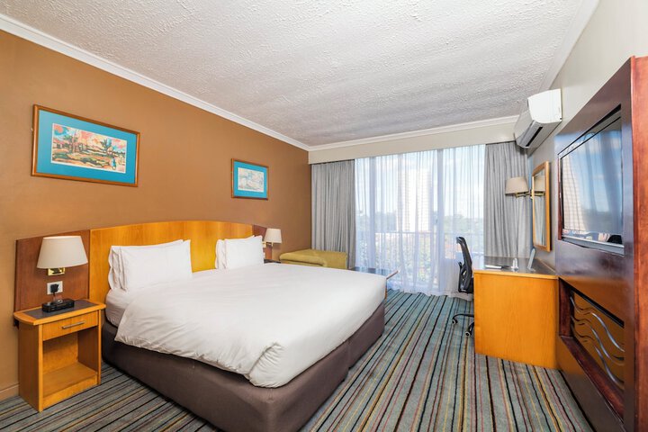 Room 54 of 184