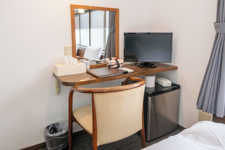 Room 19 of 61