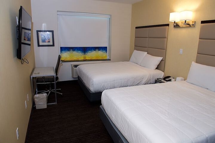 Double Superior King Bed (5 of 9)
