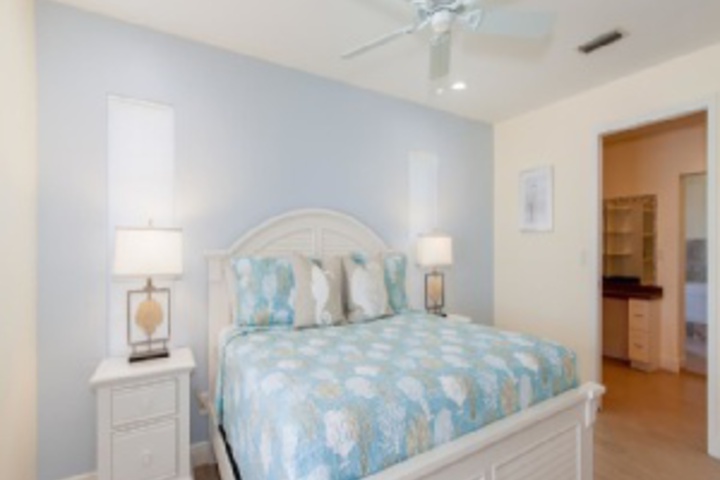 Room 45 of 192