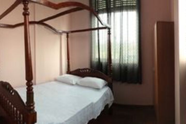 Room 37 of 87