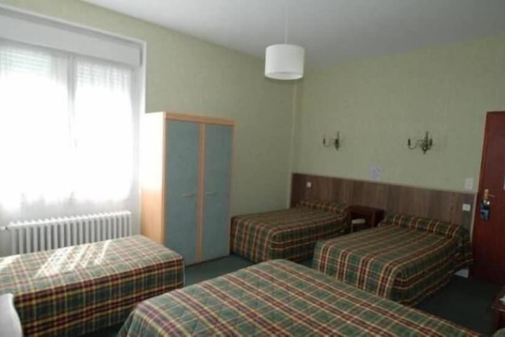 Room 14 of 20