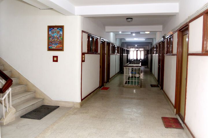 Ballroom/Hall 43 of 48