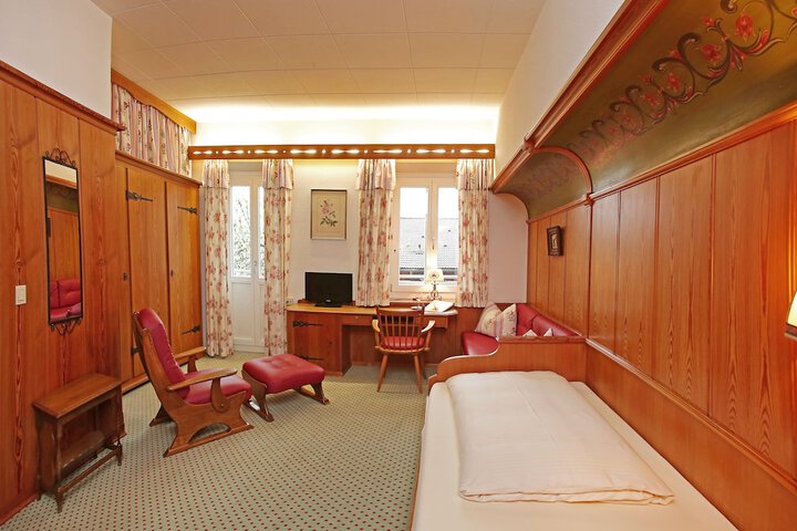 Room 23 of 52