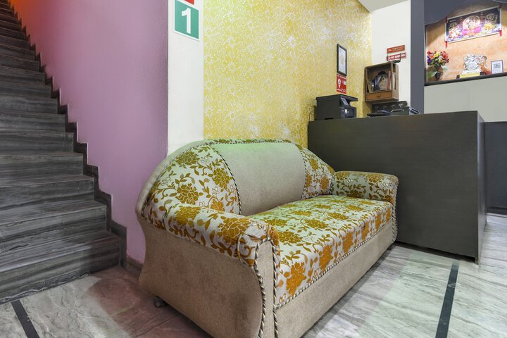 OYO 9740 HOTEL HIM SAGAR