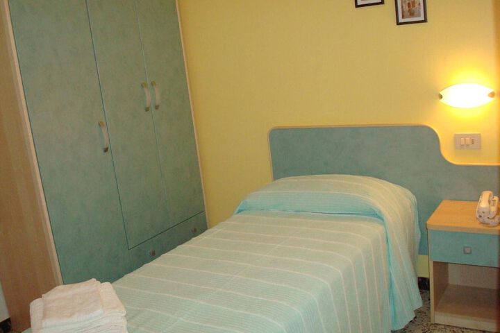 Room 13 of 56