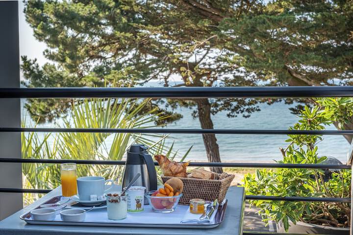 Breakfast/Coffee Service 17 of 20