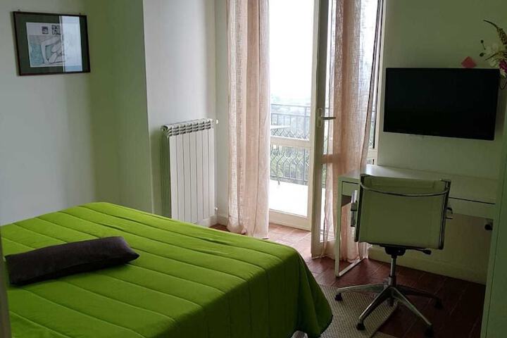 Room 13 of 70