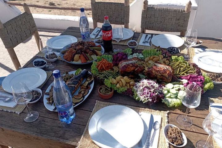 Dining 40 of 46