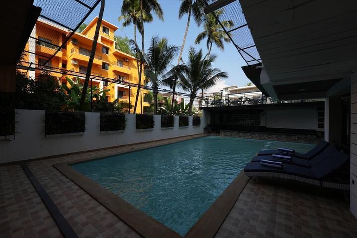 Pool 26 of 42