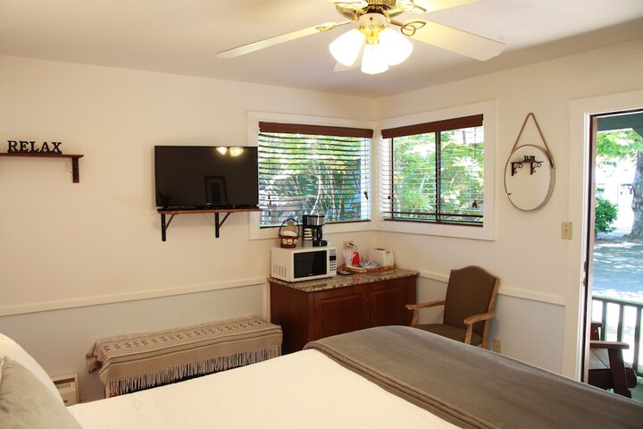 Room 12 of 63