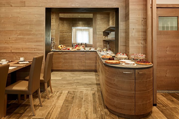 Dining Photos