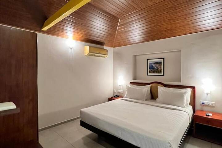 Room 12 of 47