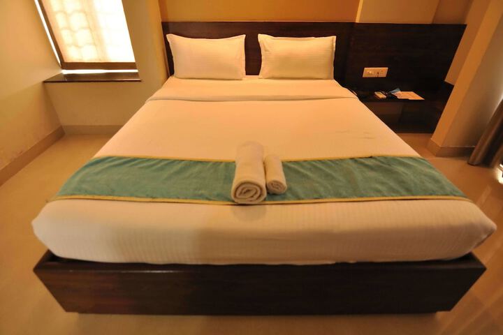 Room 49 of 63
