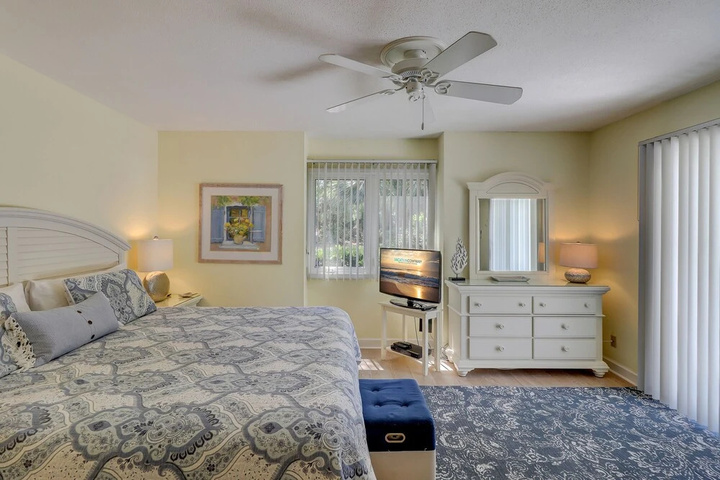 Room 4 of 21