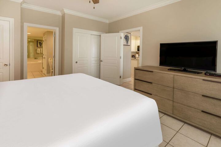 Room 10 of 38