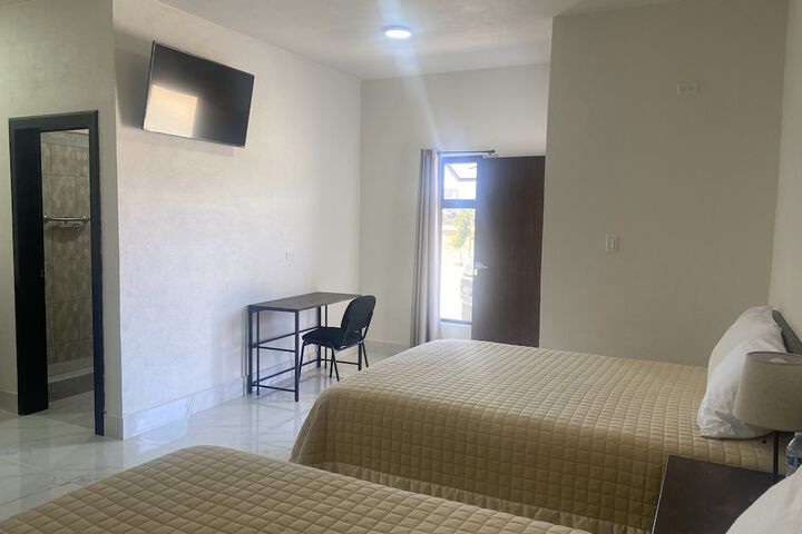 Room 21 of 211