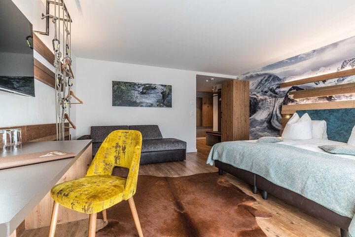 Room 20 of 117