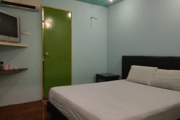 Room 20 of 63