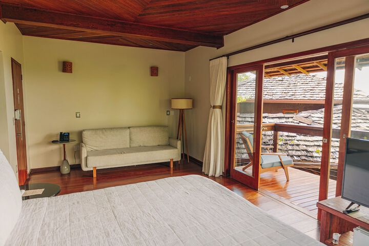 Room 10 of 76