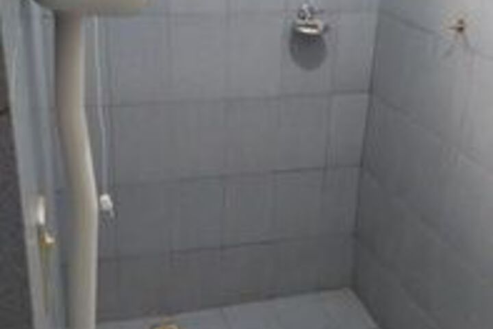 Room 14 of 189