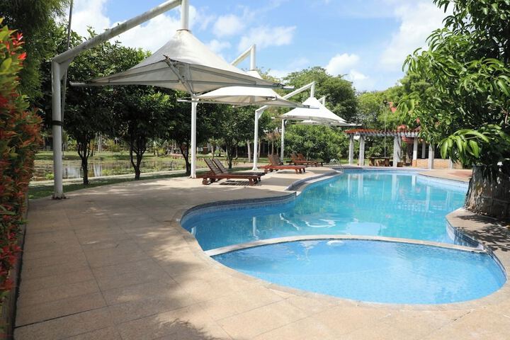 Pool 59 of 85